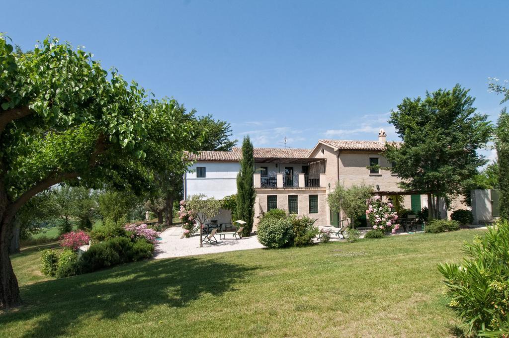 Vigna Sant' Amico Country House Morro d'Alba Exterior photo